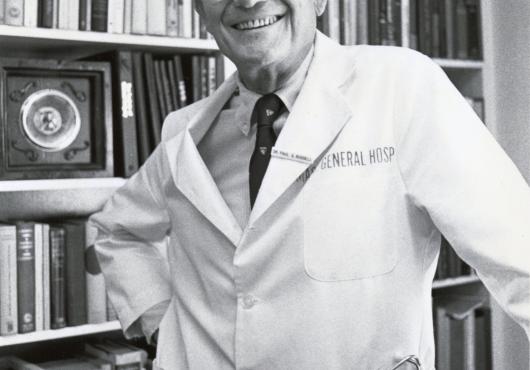 Photo of Dr. Paul Russell